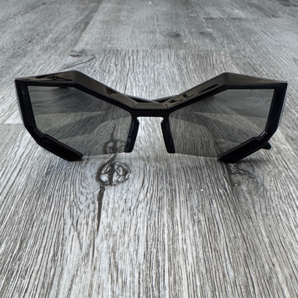 Phantom Edge Black Mirrored Geometric Sunglasses